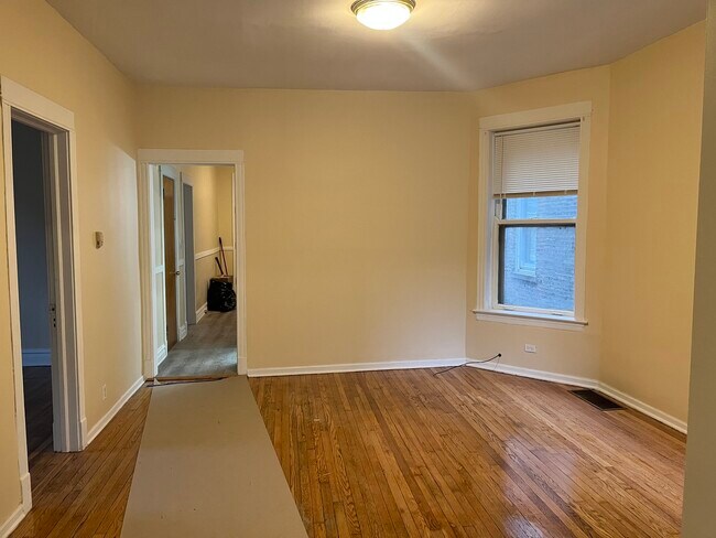 Building Photo - 7419 S INGLESIDE Ave