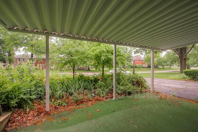 Building Photo - 8017 E 87th St