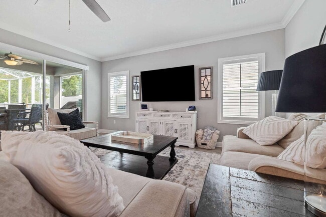 Building Photo - "Devonshire Model 5-Bedroom Retreat with 3...