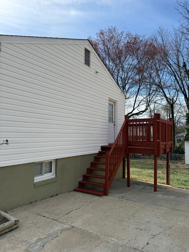 Building Photo - 1411 Harrison St