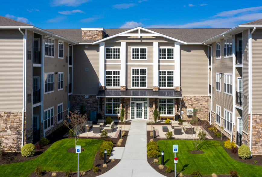 Interior Photo - Bath View Apartments