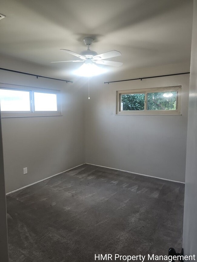 Building Photo - 3 Bedroom 1 Bath Gem For Rent!