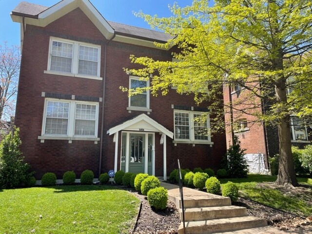 Primary Photo - 4540 Flad Ave