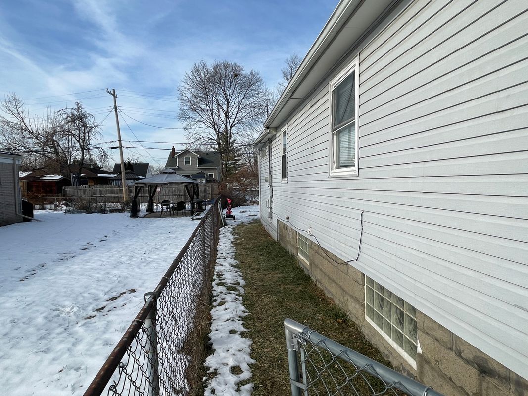 Building Photo - 4248 8th St