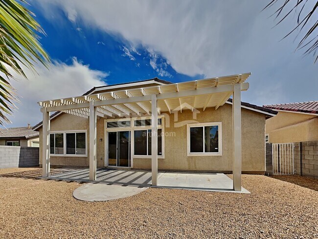 Building Photo - 2028 Silver Blaze Ct