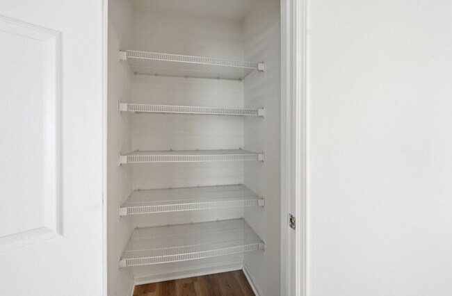 Building Photo - 3518-3520 Prescott Dr.