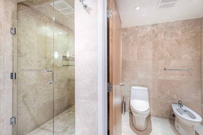 Building Photo - 2239 Del Mar Scenic Pkwy