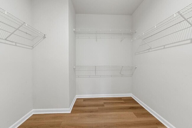 Building Photo - 3476 Harvest Ridge Ln NE