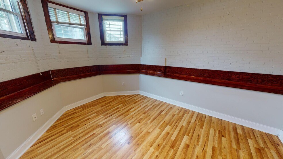 Building Photo - 1198 Commonwealth Ave