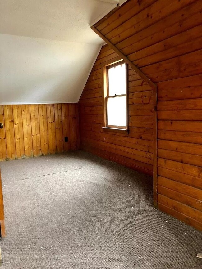 Building Photo - 536 Home Acres Ave
