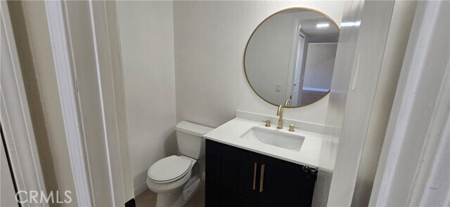 Building Photo - 751 Vía Los Santos