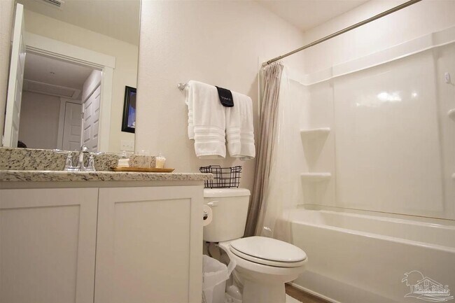 Building Photo - 1435 Iroquois Ct