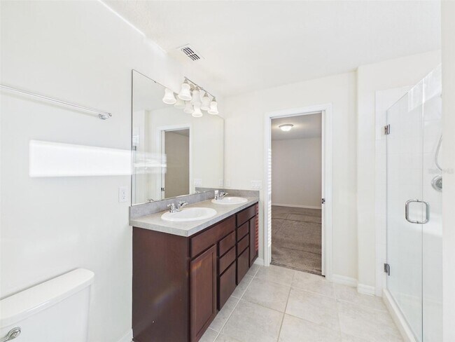 Building Photo - 5164 Chickadee St