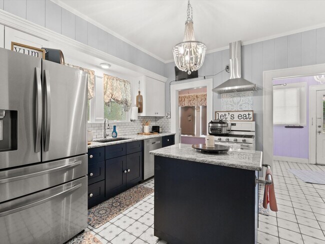 Building Photo - Charming, Updated 3-Bedroom, 2-Bath Home in Gilmer!