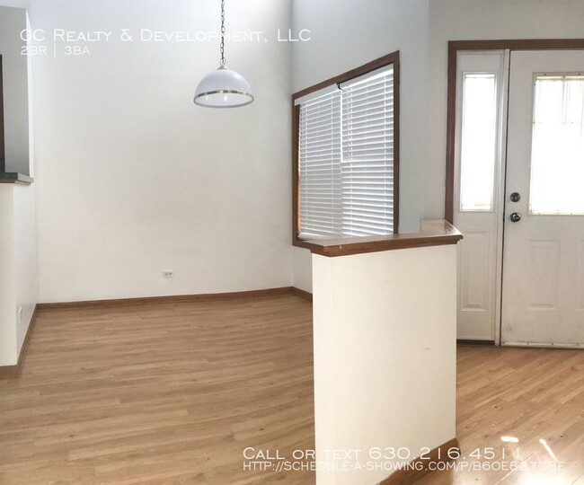 Building Photo - 1686 Mansfield Ct