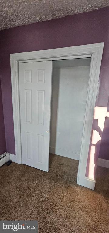 Building Photo - 305 Haven St