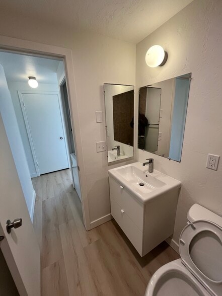 Bathroom - 723 E 600 S