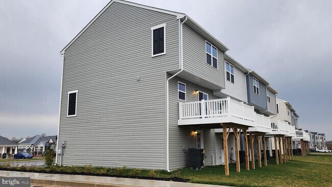 Building Photo - 61 Bristoe Sta Rd