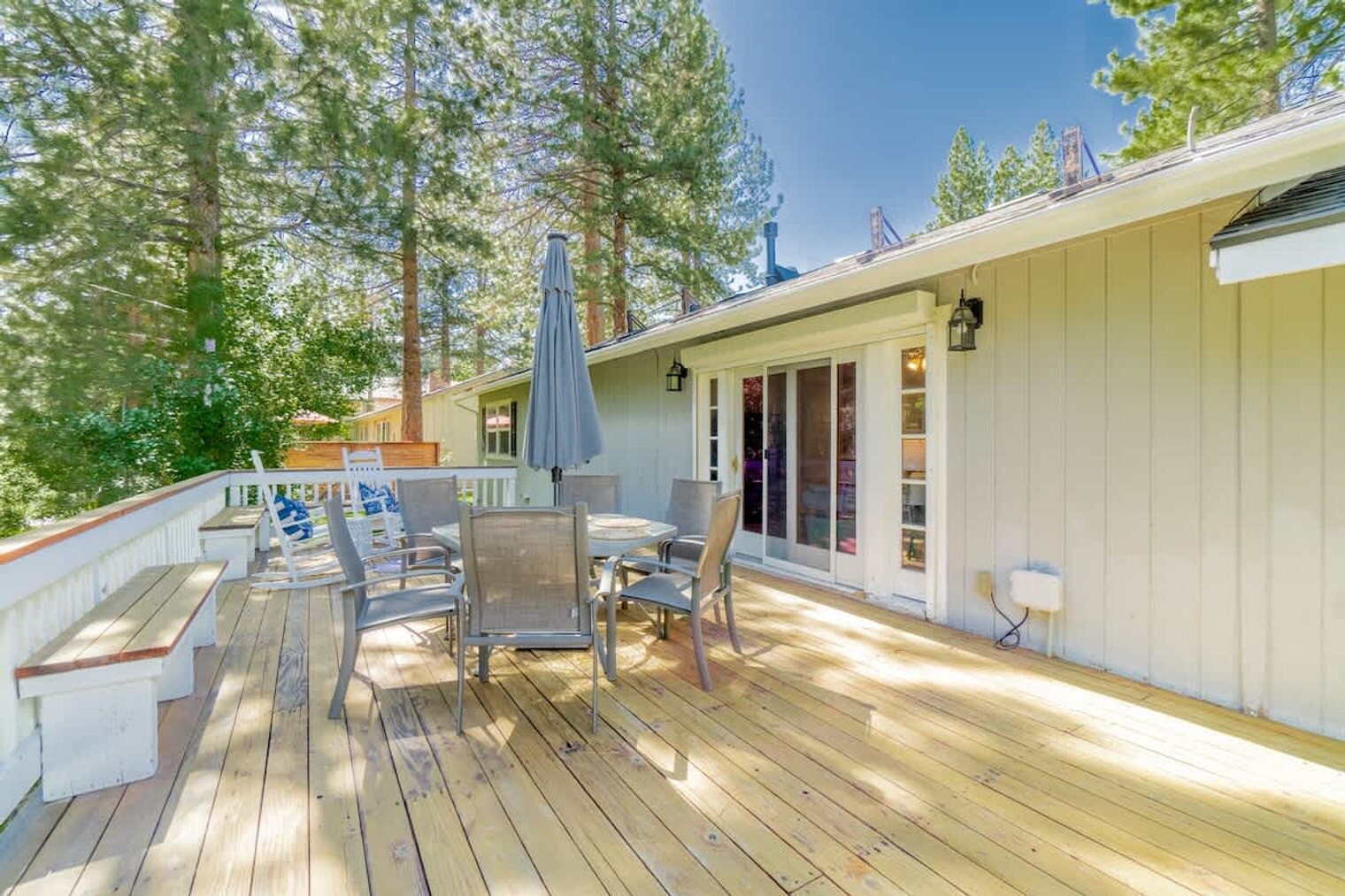 Building Photo - 10283 White Fir Rd