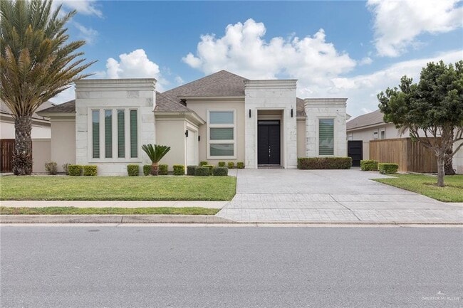 Building Photo - 2200 S 10th St