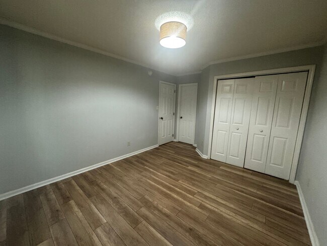 Building Photo - 8821 Kishorn Ct