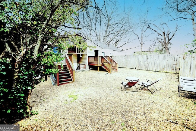 Building Photo - 539 Paines Ave NW