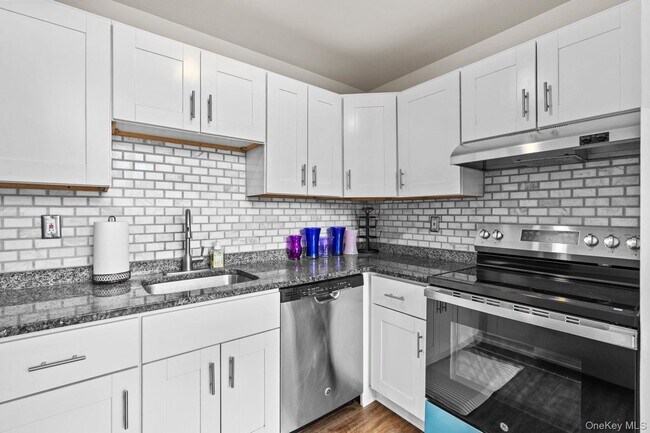 Building Photo - 85 McKinley Ave