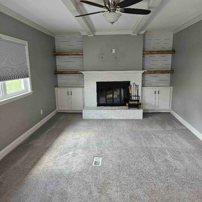 Building Photo - 3044 Willow Bend Dr