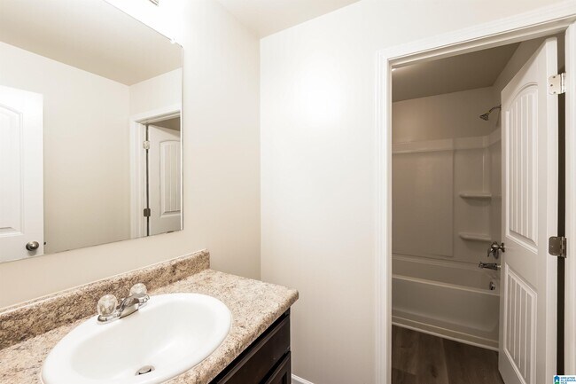 Building Photo - 308 Reed Way