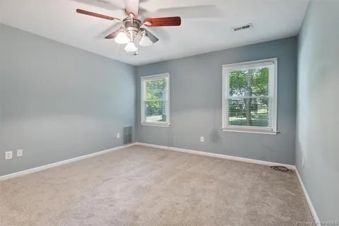 Building Photo - 116 Wellington Cir