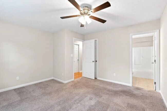 Building Photo - Cashel Court