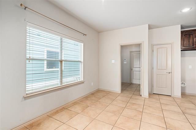 Building Photo - 5032 Harney Dr