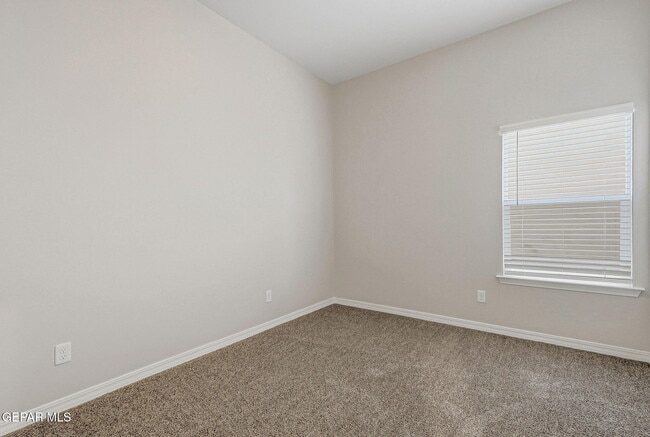 Building Photo - 13349 Cinderford Ave