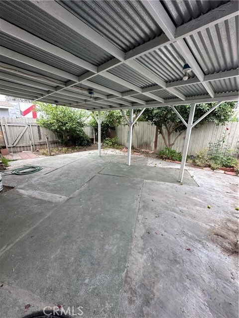 Building Photo - 1936 W Valencia Dr