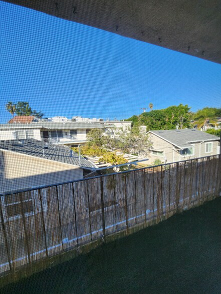 Building Photo - 4350 Troost Ave