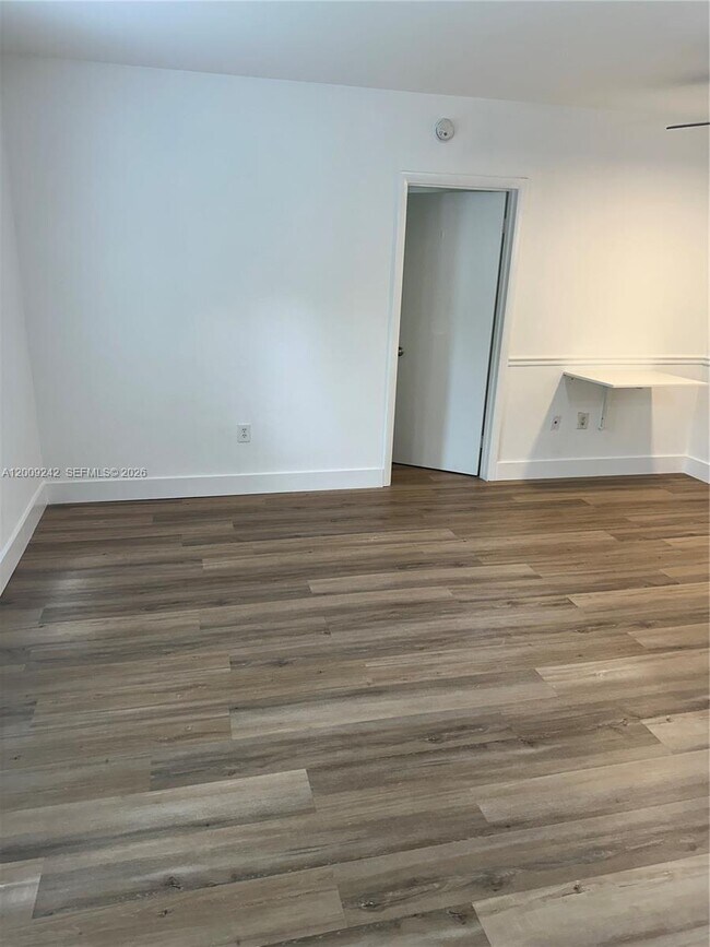 Building Photo - 6310 SW 79th St