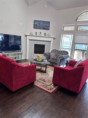Building Photo - 912 Foxtail Dr