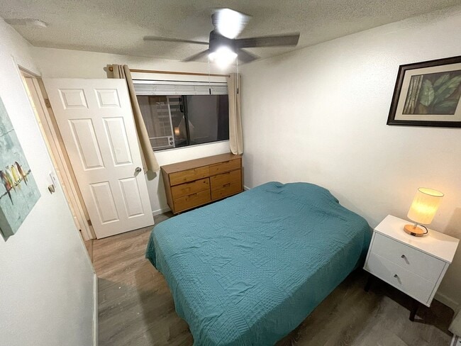 Building Photo - Kihei Shores - Furnished 2 Bed/2Bath Condo - Pool and Hot Tub - 2 Parking Spaces