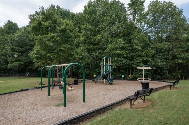 Building Photo - 1369 Thornborough Dr