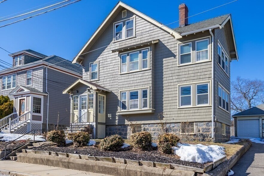Building Photo - 64 Beaumont St
