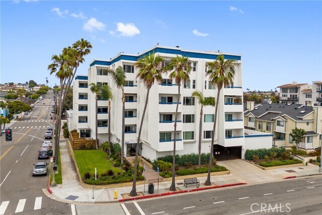 Building Photo - 200 S Catalina Ave