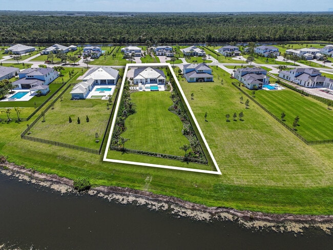 Building Photo - 20017 SE Bridgewater Dr