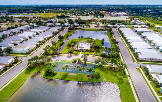 Building Photo - 4070 Alamanda Key Dr