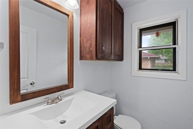 Building Photo - 12217 Palmbeach St