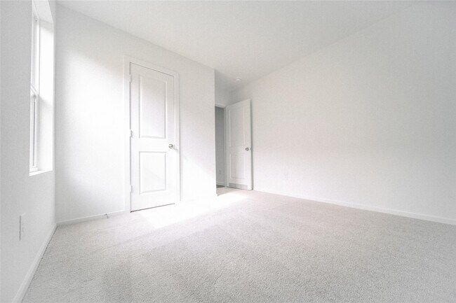 Building Photo - 9314 Speckled Trout Dr