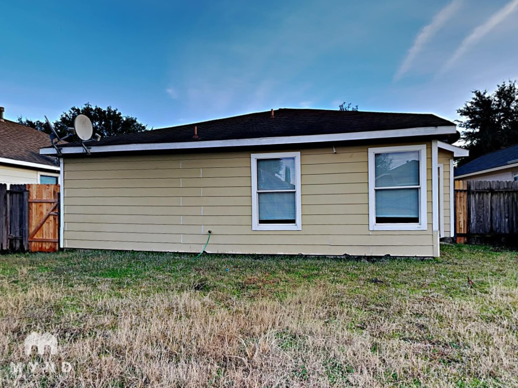 Building Photo - 635 Ashlen Dr