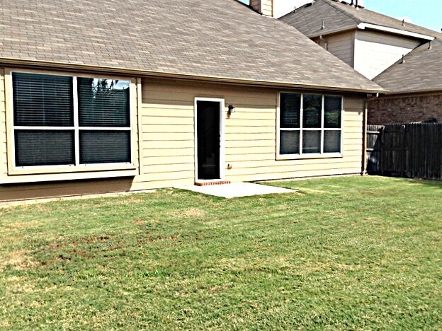 Building Photo - 5204 Lori Valley Ln