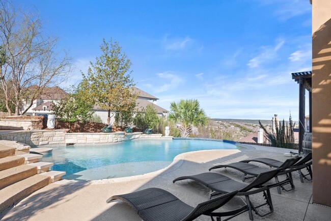 Building Photo - 5916 Davenport Divide Rd