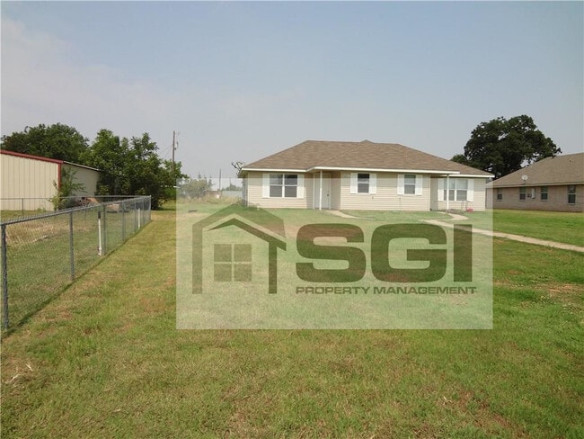 Building Photo - 3602 Mandy Dr