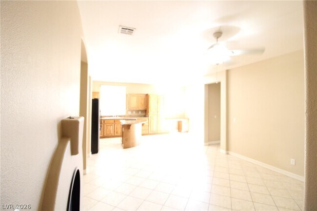 Building Photo - 754 Rise Canyon Dr